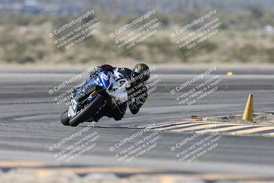 media/Jan-15-2026-Racers Edge (Thu) [[dfebeb70ab]]/3-B Group/Session 2 (Turn 11)/